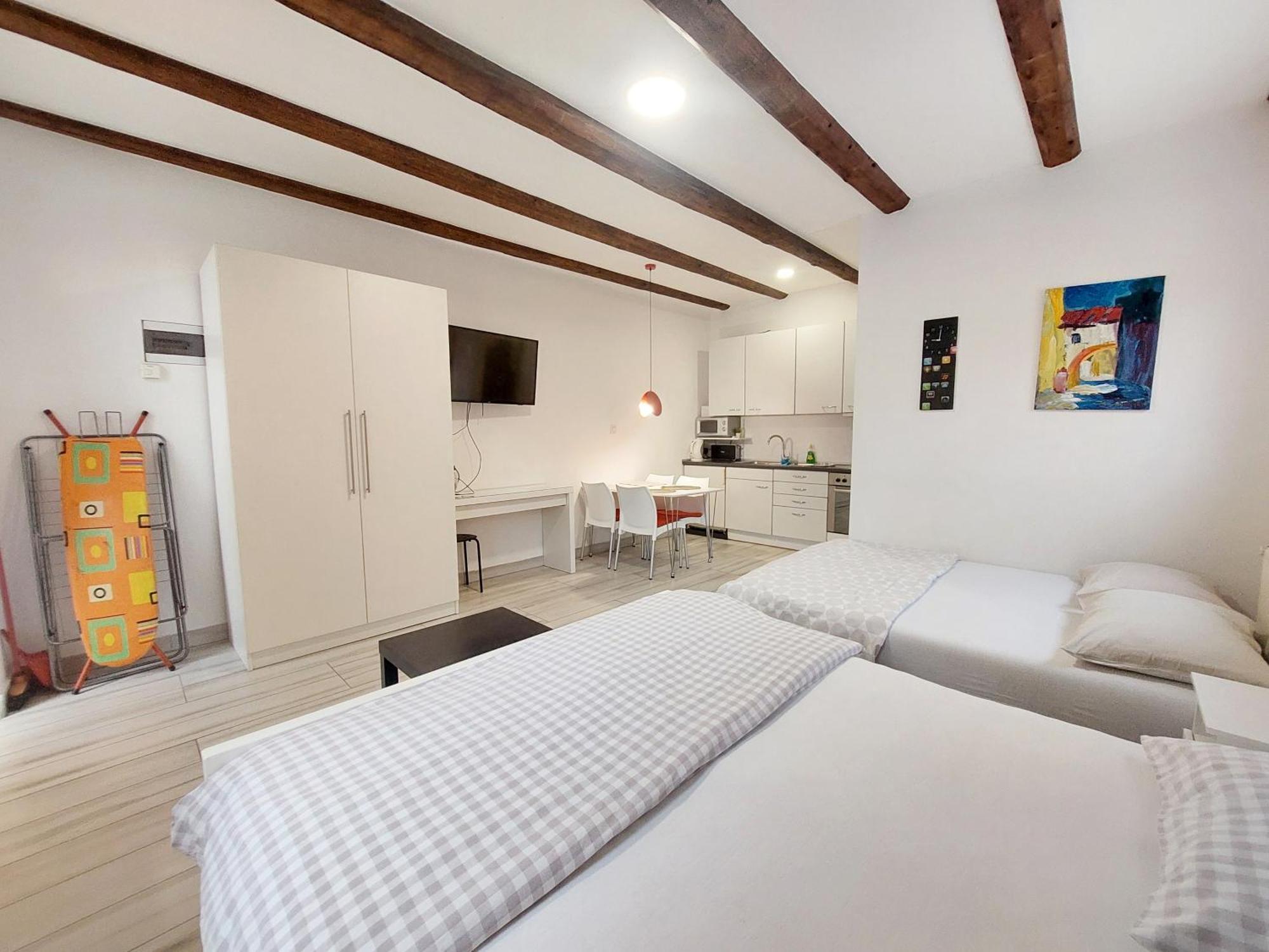 Home Away From Home - Apartment Ilica Zagreb Exterior foto